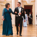 Gjester ankommer gallamiddagen: Prins Daniel av Sverige og Islands førstedame, fru Eliza Reid. Foto: Håkon Mosvold Larsen / NTB scanpix